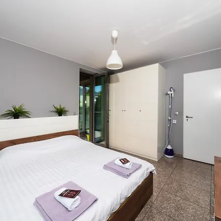 Modern 2 With Parking Next To Bulgaria Mall Apartman Szófia