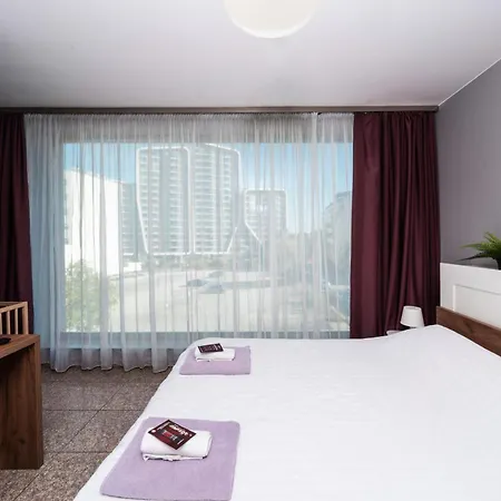 Modern 2 With Parking Next To Bulgaria Mall Apartman