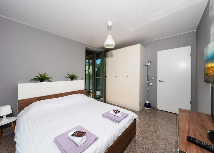 Modern 2 With Parking Next To Bulgaria Mall Appartement Sofia